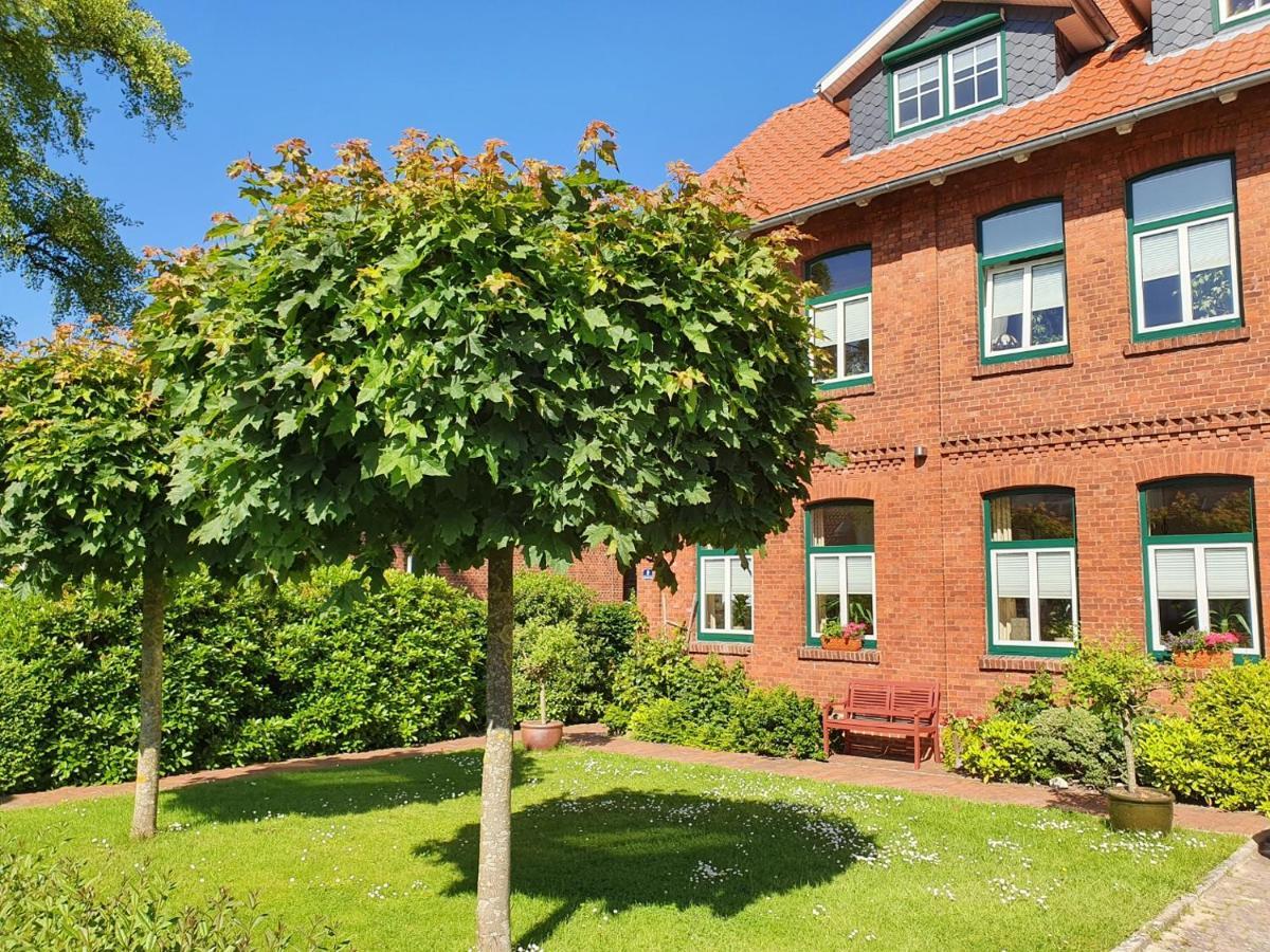 Wunderschoene Und Moderne Altstadtwohnung Im Herzen Von Otterndorf Buitenkant foto